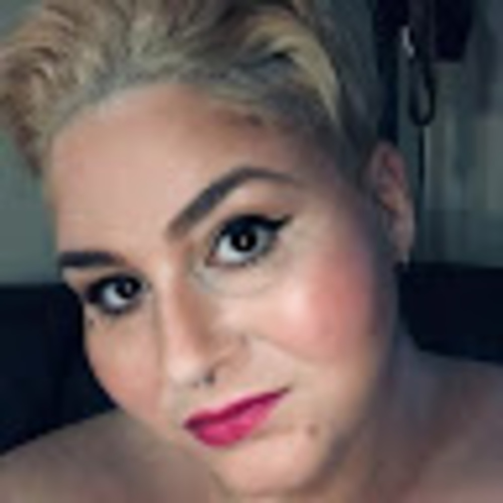 Meet your Posher, Christy
